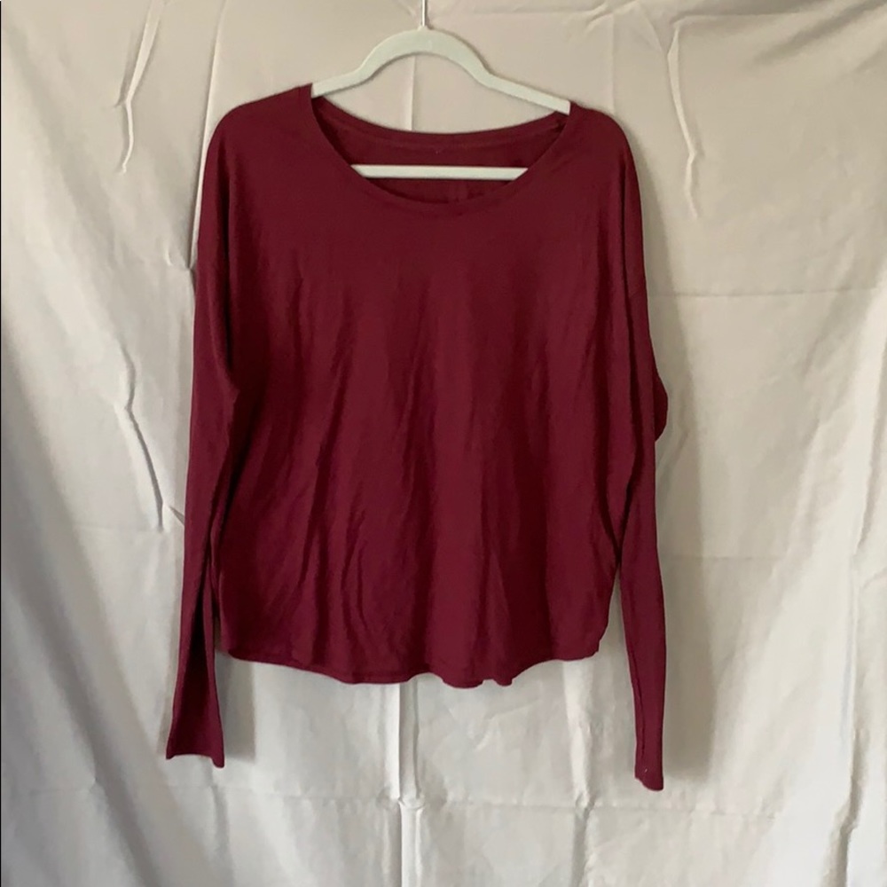 Bella flowy burgundy top with ribbed sleeves sizeL